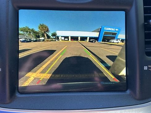 Used 2021 Chrysler 300 Touring w/ Sport Appearance Package RWD image 24