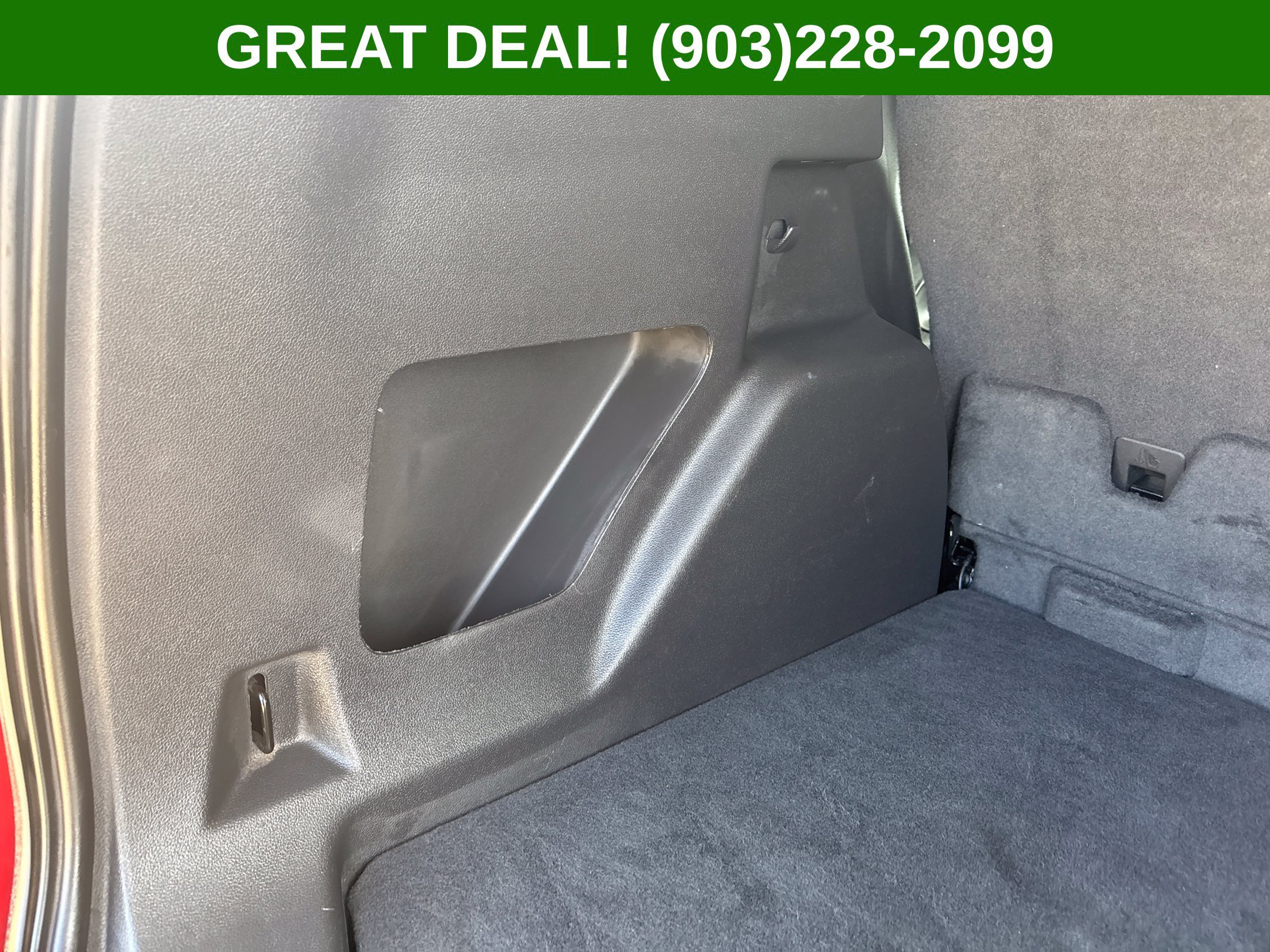 Used 2018 Ford Escape SE FWD image 11