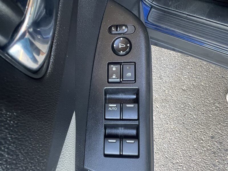 Used 2015 Honda CR-V EX image 26