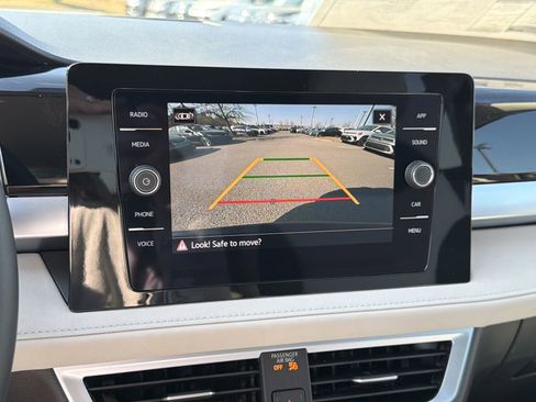 New 2026 Volkswagen Taos SE FWD image 29