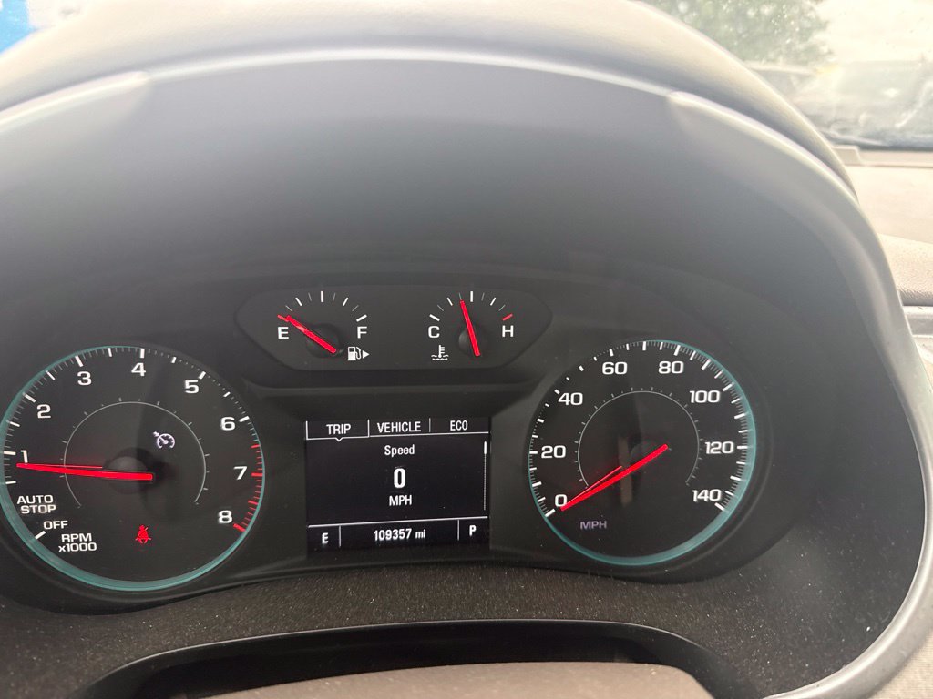 Used 2022 Chevrolet Malibu LT FWD image 8