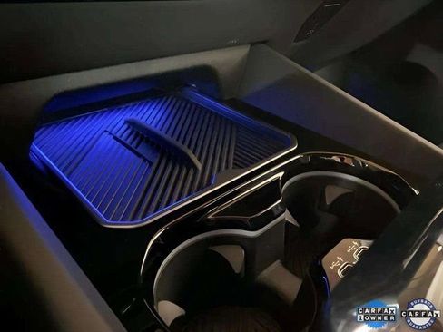 Used 2025 BMW 530i xDrive image 56