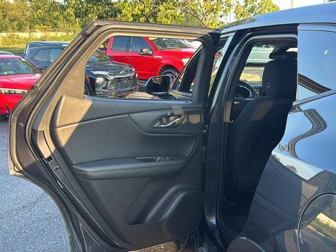 Used 2021 Chevrolet Blazer LT FWD image 26