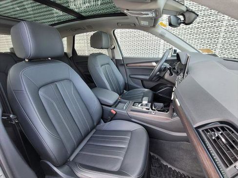 Used 2022 Audi Q5 2.0T Premium Plus AWD/4WD image 23