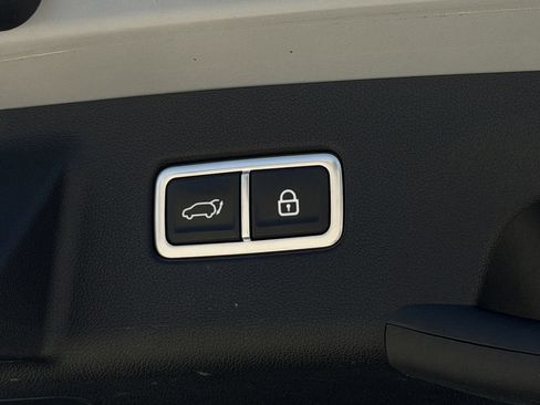 Used 2023 Kia Sorento SX FWD image 32