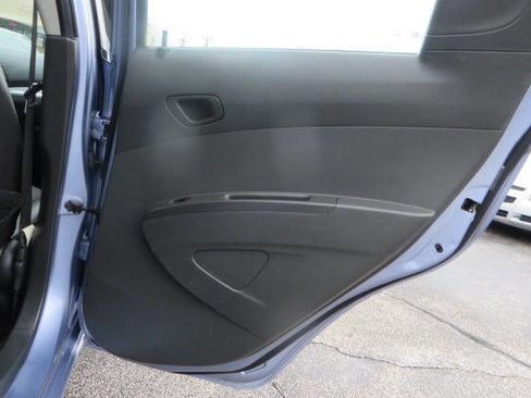 Used 2015 Chevrolet Spark LT image 35