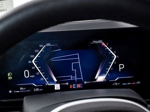 Used 2023 BMW X7 xDrive40i w/ M Sport Package image 29