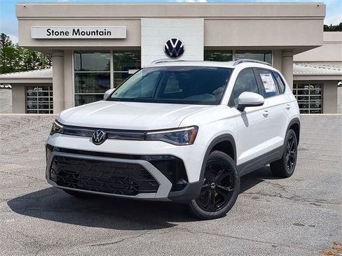 New 2025 Volkswagen Taos SEL image 1