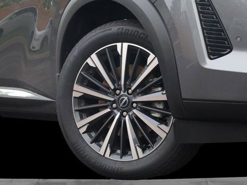New 2026 Nissan Pathfinder Platinum AWD/4WD image 3