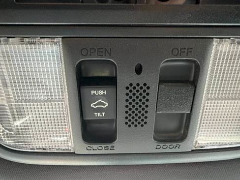 Used 2019 Honda Civic EX image 14