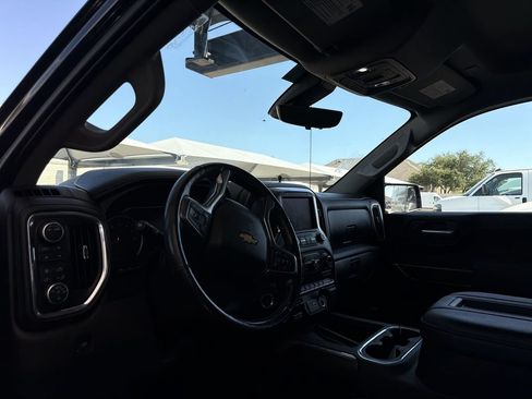 Used 2020 Chevrolet Silverado 1500 LTZ w/ LTZ Texas Edition AWD/4WD image 7