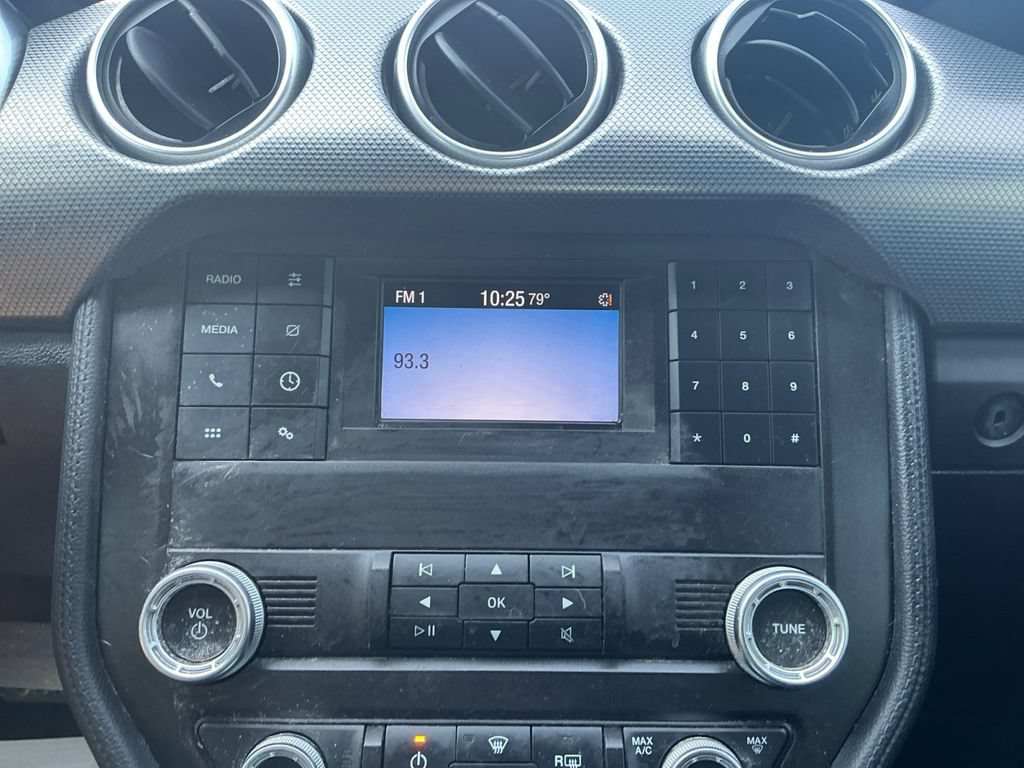 Used 2019 Ford Mustang GT w/ Black Accent Package RWD image 26