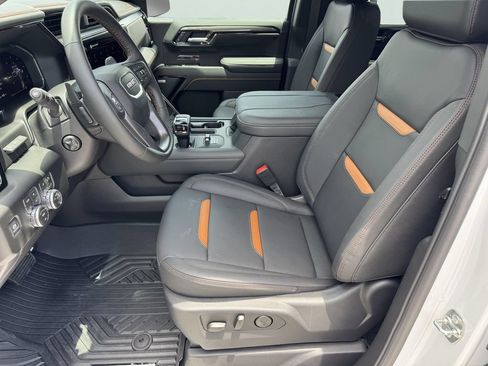 New 2026 GMC Sierra 1500 AT4 w/ AT4 Premium Package AWD/4WD image 6