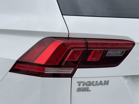 Used 2019 Volkswagen Tiguan SEL Premium AWD/4WD image 7