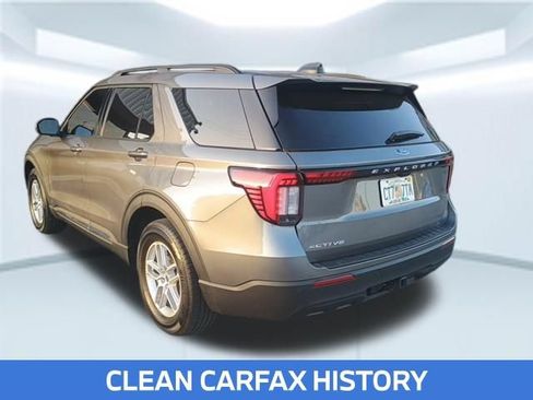 Used 2025 Ford Explorer Active RWD image 4