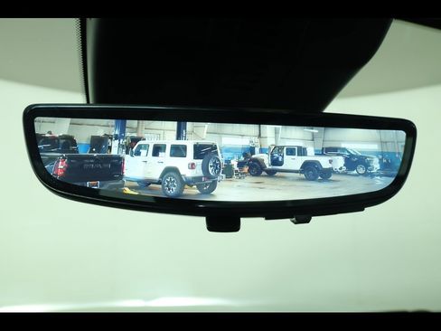 Used 2024 Chevrolet Traverse RS w/ LPO, Floor Liner Package image 28