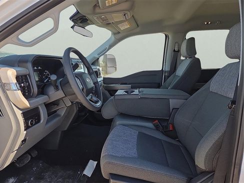 New 2026 Ford F250 XLT w/ FX4 Off-Road Package image 12