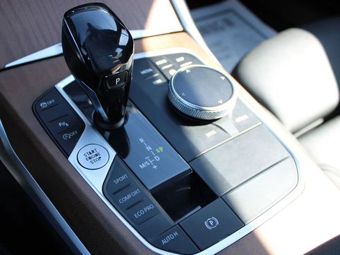 Used 2021 BMW 330i xDrive Sedan w/ Convenience Package image 42