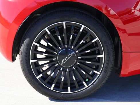 Used 2024 FIAT 500 e (RED) image 8