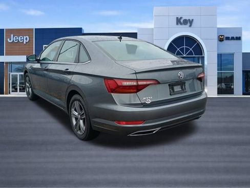 Used 2019 Volkswagen Jetta R-Line image 3