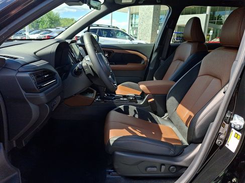 New 2026 Subaru Forester Touring AWD/4WD image 9