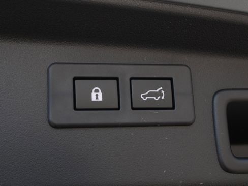 New 2026 Subaru Outback Limited image 9