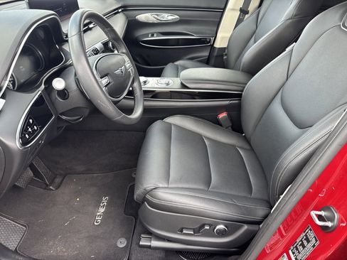 Used 2025 Genesis GV70 2.5T AWD/4WD image 10