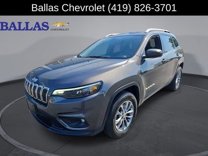 Used 2019 Jeep Cherokee Latitude Plus w/ Comfort/Convenience Group