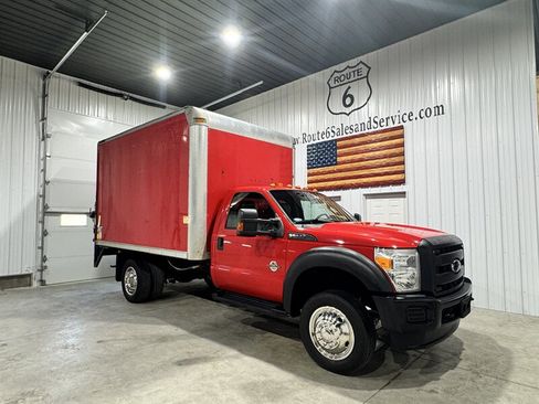 Used 2016 Ford F550 2WD Regular Cab Super Duty image 3