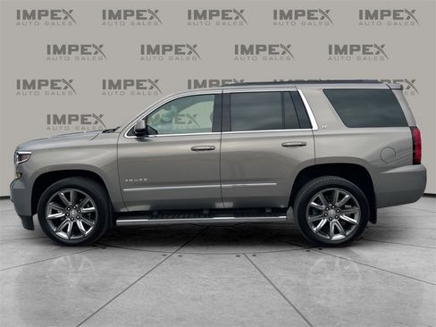 Used 2017 Chevrolet Tahoe LT w/ LT Signature Package image 2