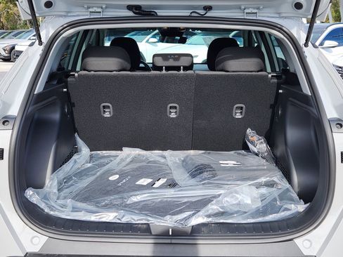 New 2026 Hyundai Kona SE image 8