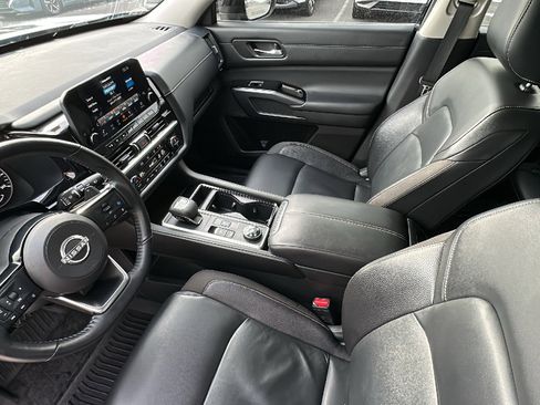 Certified 2022 Nissan Pathfinder SL image 21