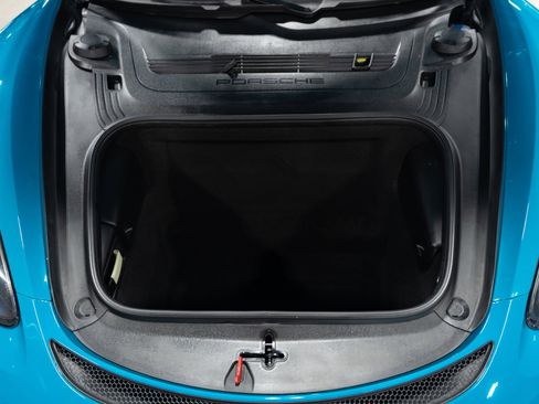 Used 2021 Porsche 718 Cayman GT4 RWD image 16