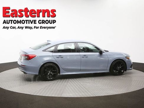 Used 2023 Honda Civic Sport image 42