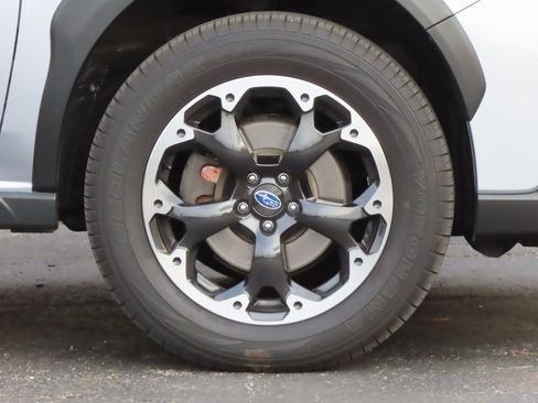 Used 2023 Subaru Crosstrek 2.0i Premium image 12