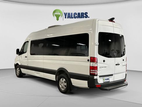 Used 2016 Mercedes-Benz Sprinter 2500 image 3