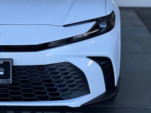 New 2026 Toyota Camry SE image 5