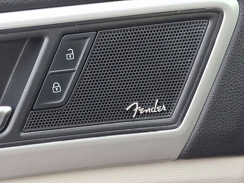 Used 2021 Volkswagen Atlas SEL Premium image 29