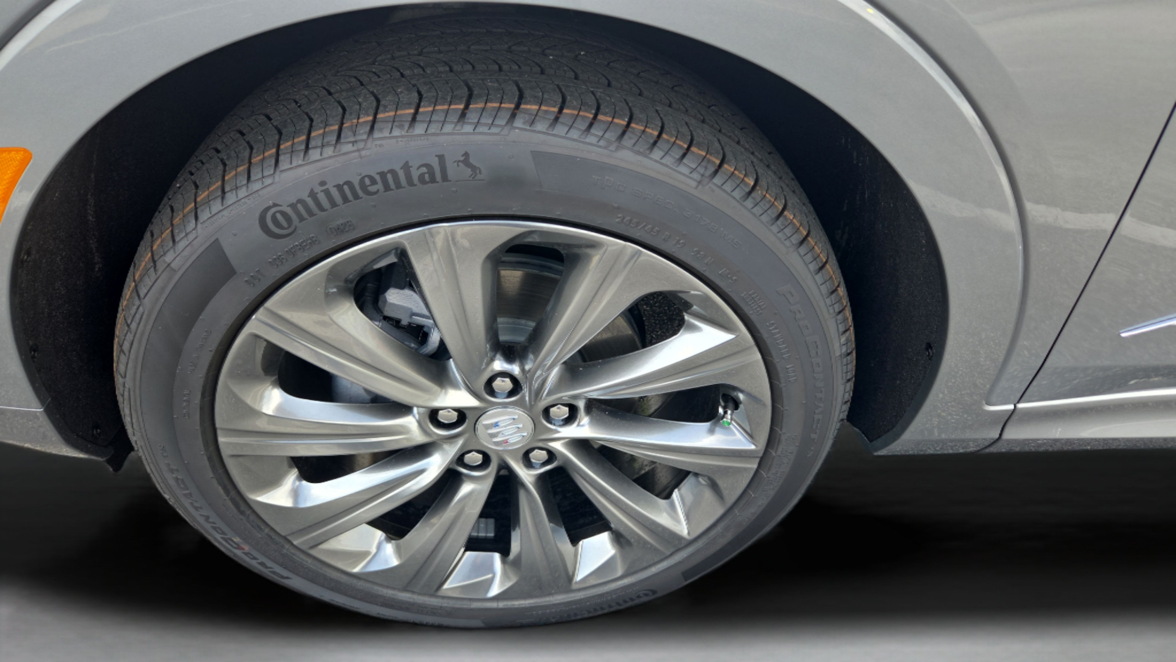 New 2026 Buick Envista Avenir FWD image 28