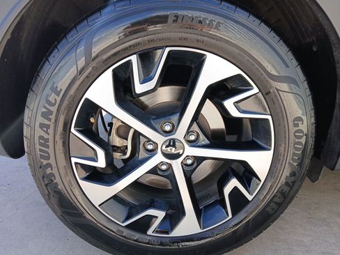 Used 2023 Kia Sportage EX image 28