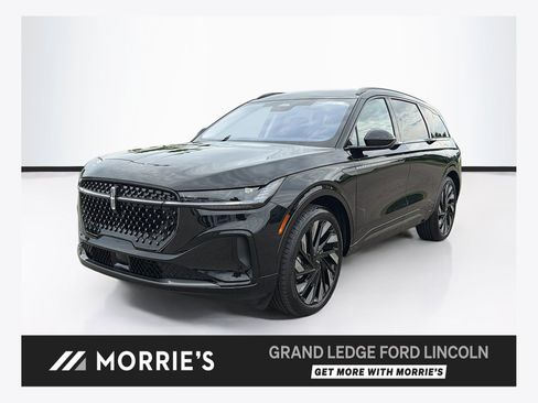 New 2026 Lincoln Nautilus Reserve w/ Jet Appearance Package AWD/4WD image 1