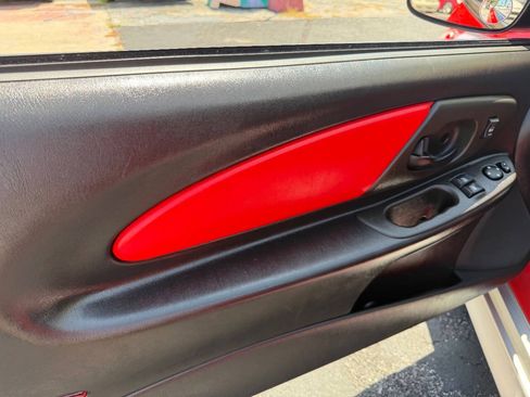 Used 2000 Chevrolet Monte Carlo SS FWD image 5