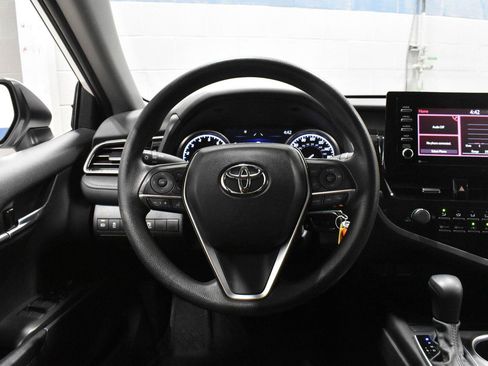 Used 2021 Toyota Camry LE AWD/4WD image 6