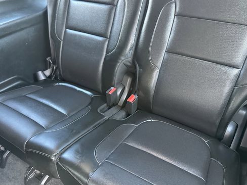 Used 2018 GMC Acadia SLT image 18