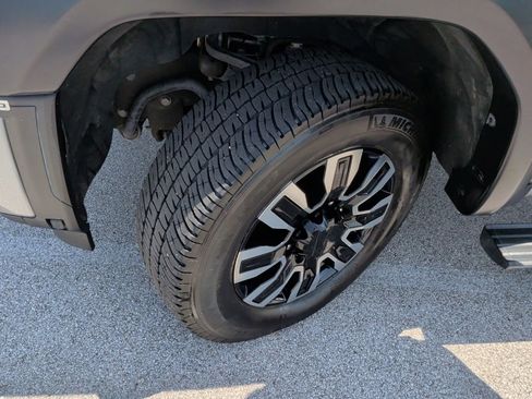 Used 2024 GMC Sierra 2500 Denali Ultimate AWD/4WD image 56