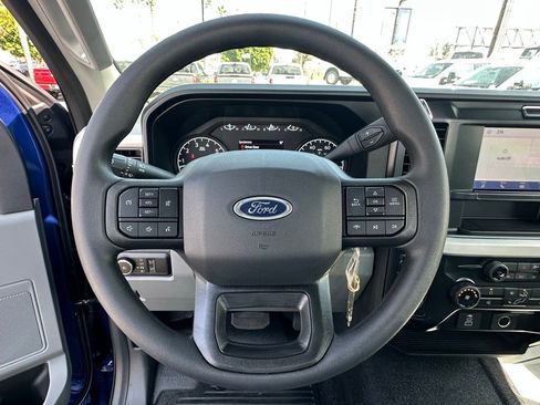 New 2026 Ford F250 XL w/ XL Chrome Package RWD image 22