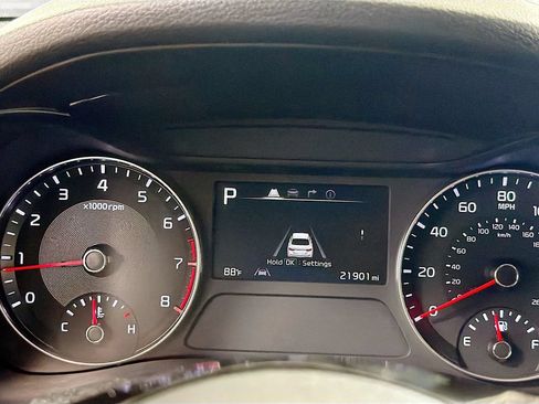 Used 2023 Kia Forte GT-Line w/ GT-Line Premium Package FWD image 14