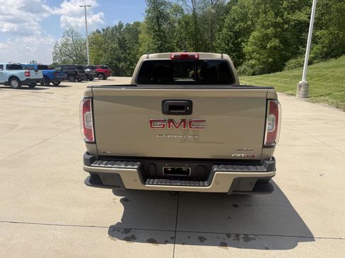Used 2021 GMC Canyon AT4 w/ Driver Alert Package AWD/4WD image 7