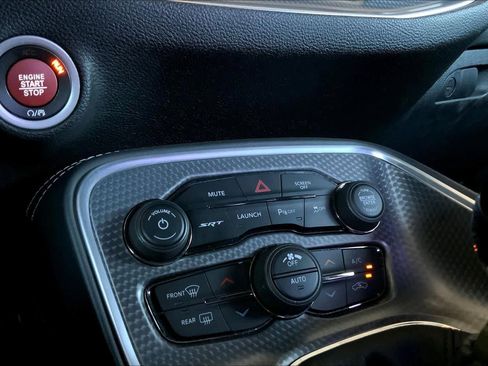 Used 2019 Dodge Challenger SRT Hellcat w/ Laguna Leather Package image 33