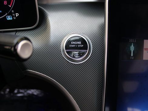 Used 2023 Mercedes-Benz C 300 Sedan image 20